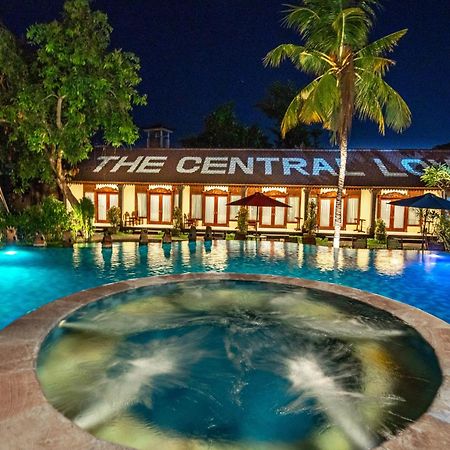 The Central Lovina Hotel & Restaurant Экстерьер фото