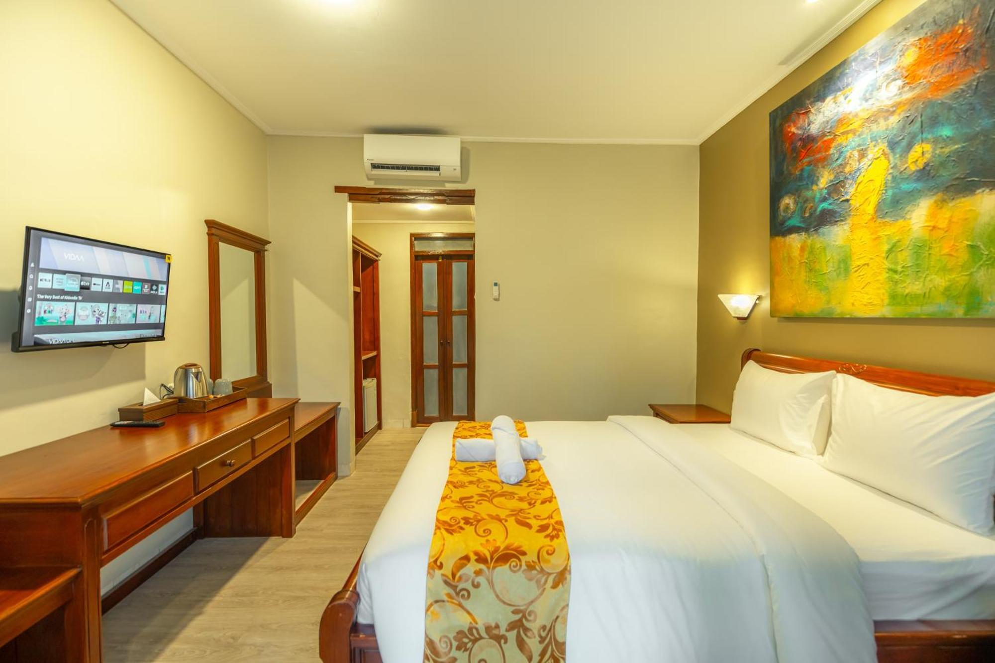 The Central Lovina Hotel & Restaurant Экстерьер фото